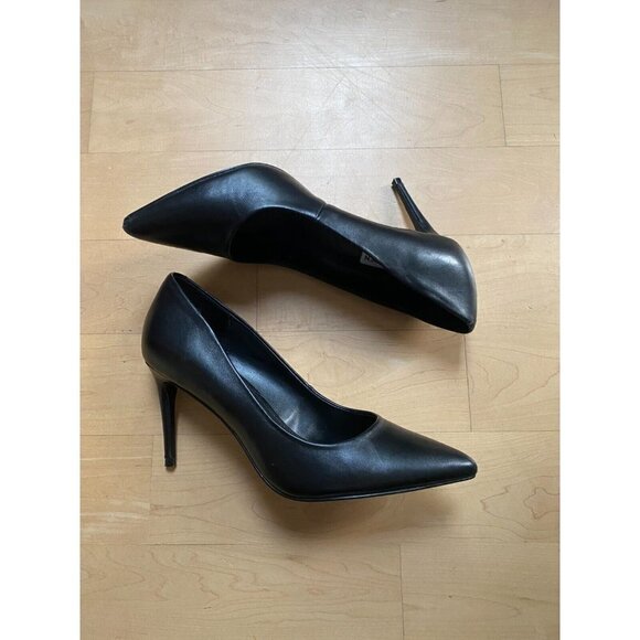 Steve Madden BNWOT "Luiza" black leather pointed toe heels classic - Picture 3 of 9